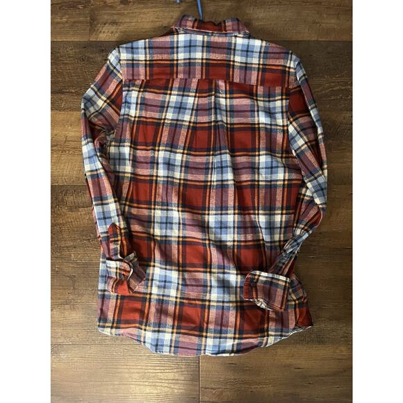 NWT St John’s Bay Red Flannel Shirt Size Small. Lightweight Long Sleeve/ Soft - Picture 3 of 3